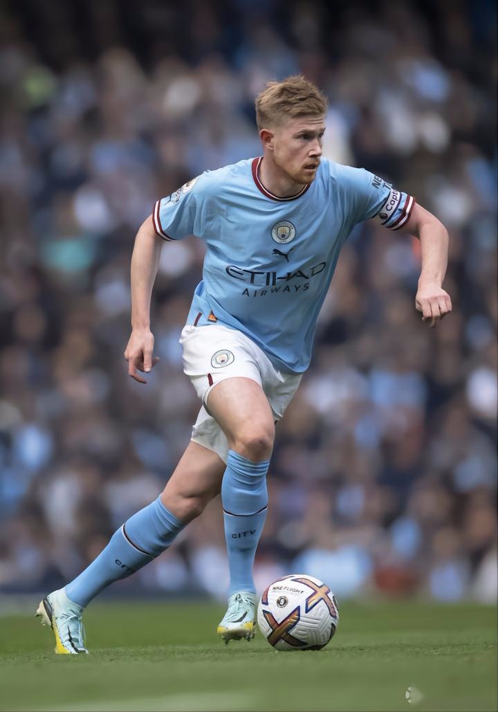 南通降级后郑浩乾采访时落泪：对不起球迷的支持