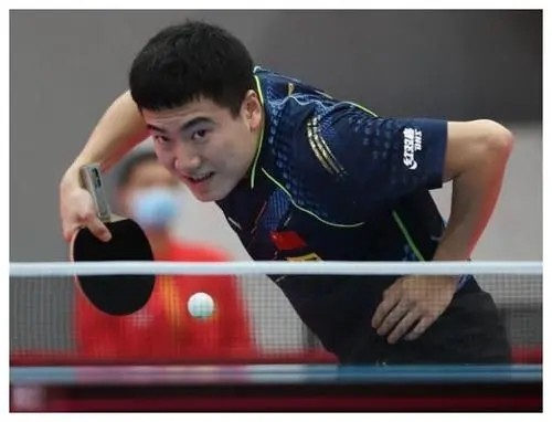 距排在并列 距排在并列