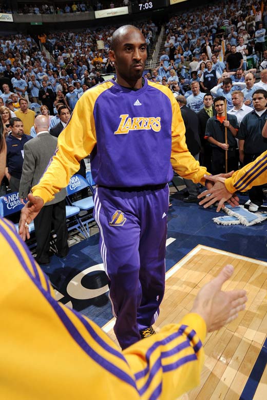 定着他在湖 定着他在湖