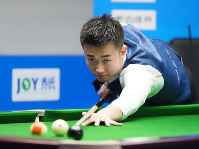 了他的个人 了他的个人