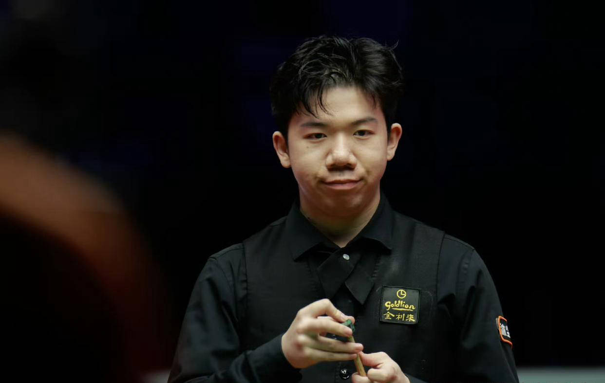 作为壁球运 作为壁球运