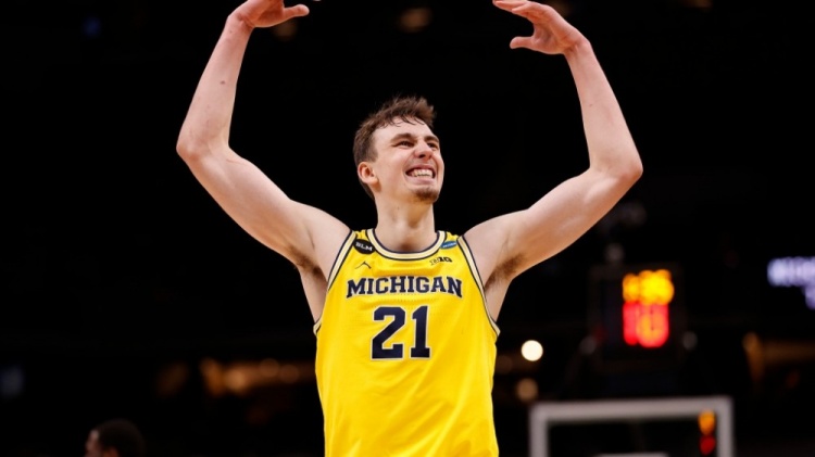 在的球队中 在的球队中